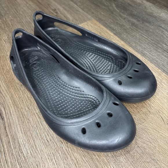 Crocs Kadee Shoes Women's Size 8 Shoes Black Ballet‎ Flats Slip On Waterproof - Picture 1 of 9